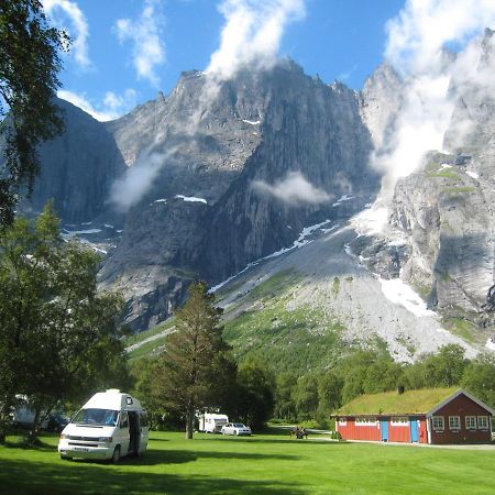 אנדלסנס Trollveggen Camping מראה חיצוני תמונה